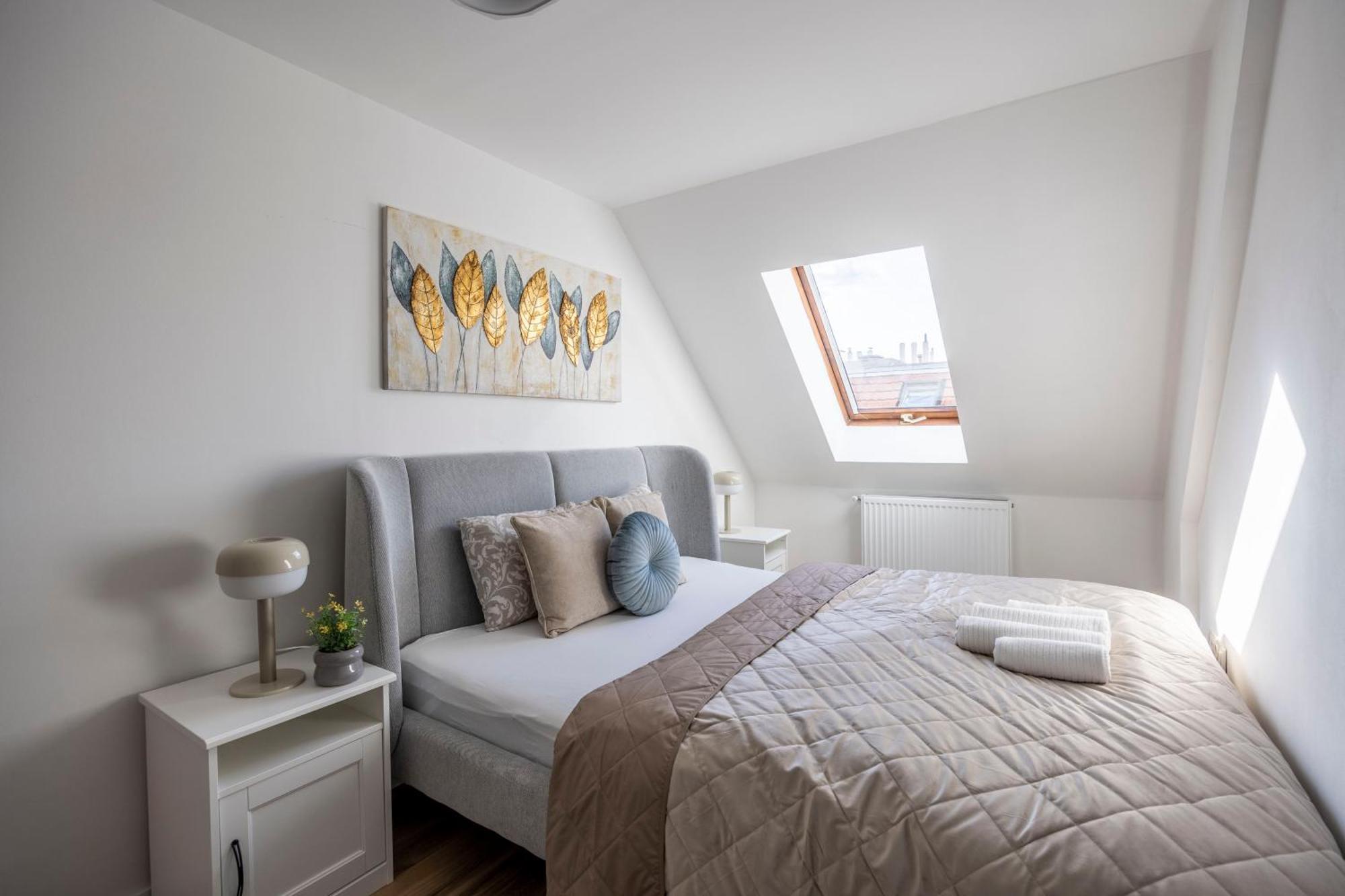 Exclusive & Central Duplex Residence By Prestige Homes, Budapest